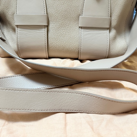 Authentic Miu Miu Pink Crossbody Bag - Picture 12 of 16